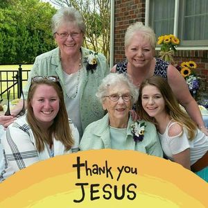 Meet your Posher, Lynda